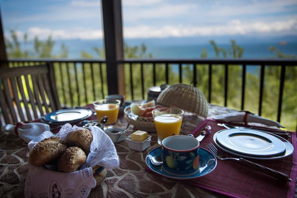 Casa Vermelha Guest House Ilhabela Kültér fotó