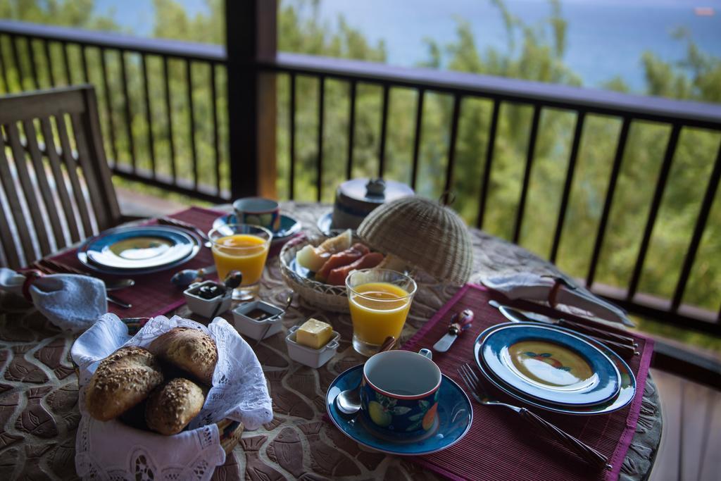 Casa Vermelha Guest House Ilhabela Kültér fotó